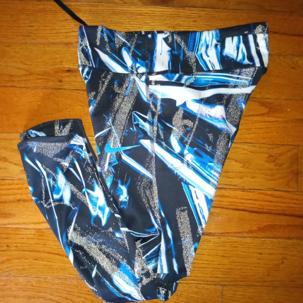 3 pair Nike leggins